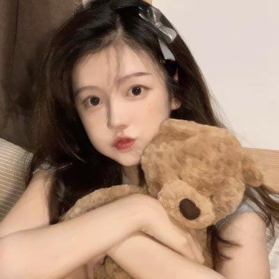 被偷听心声后,豪门全家追着我宠